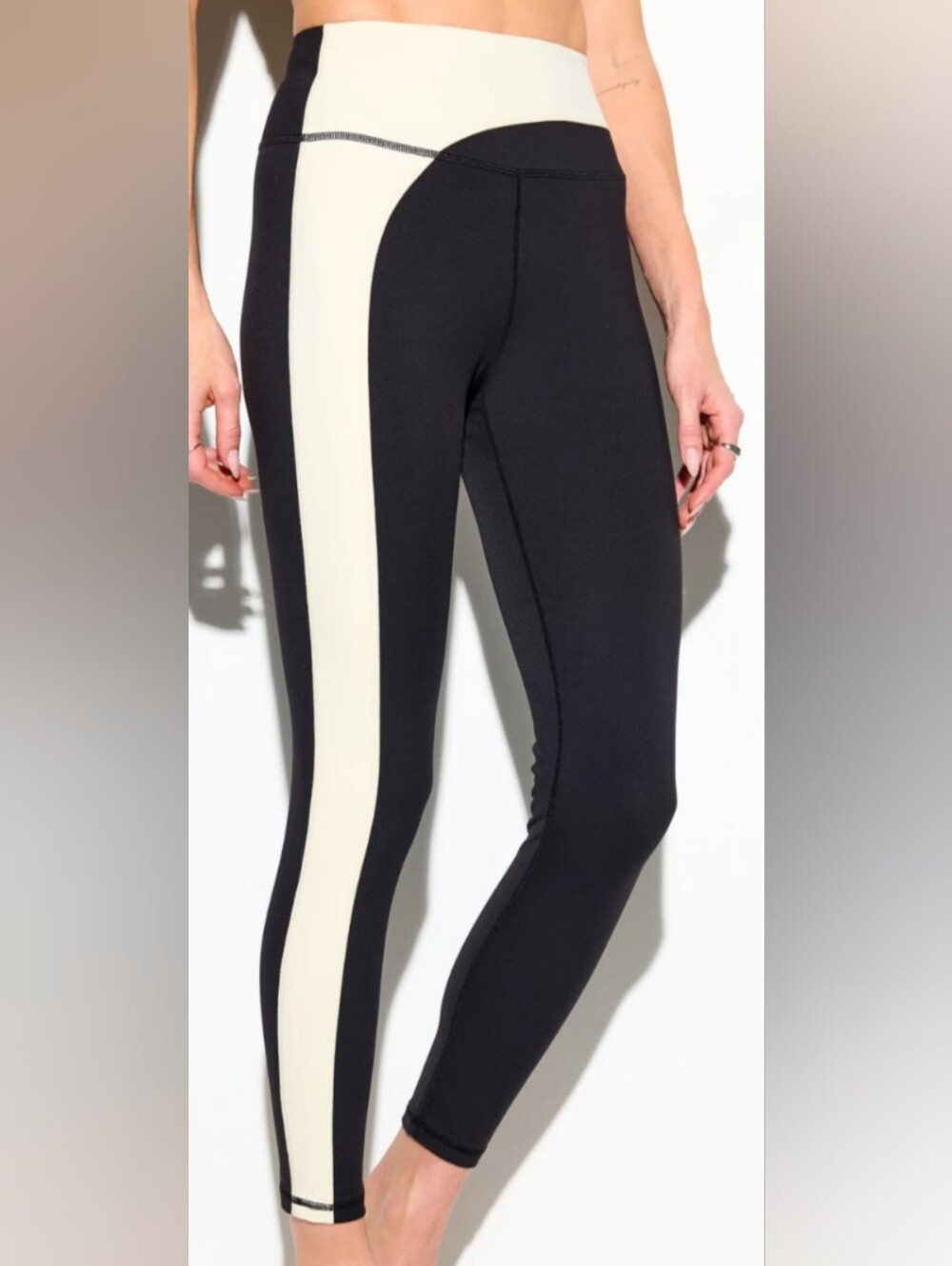 Spiritual Gangster Nirvana Skye leggings, small